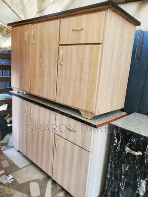 Kitchen Cabinet 5ft