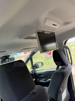 Toyota Noah 2.0 AWD (8 Seater) 2017 Black