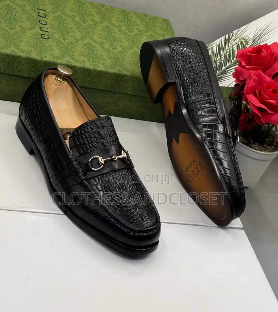 Gucci Loafers Feature a Black Crocodile-Patterned Leather Upper