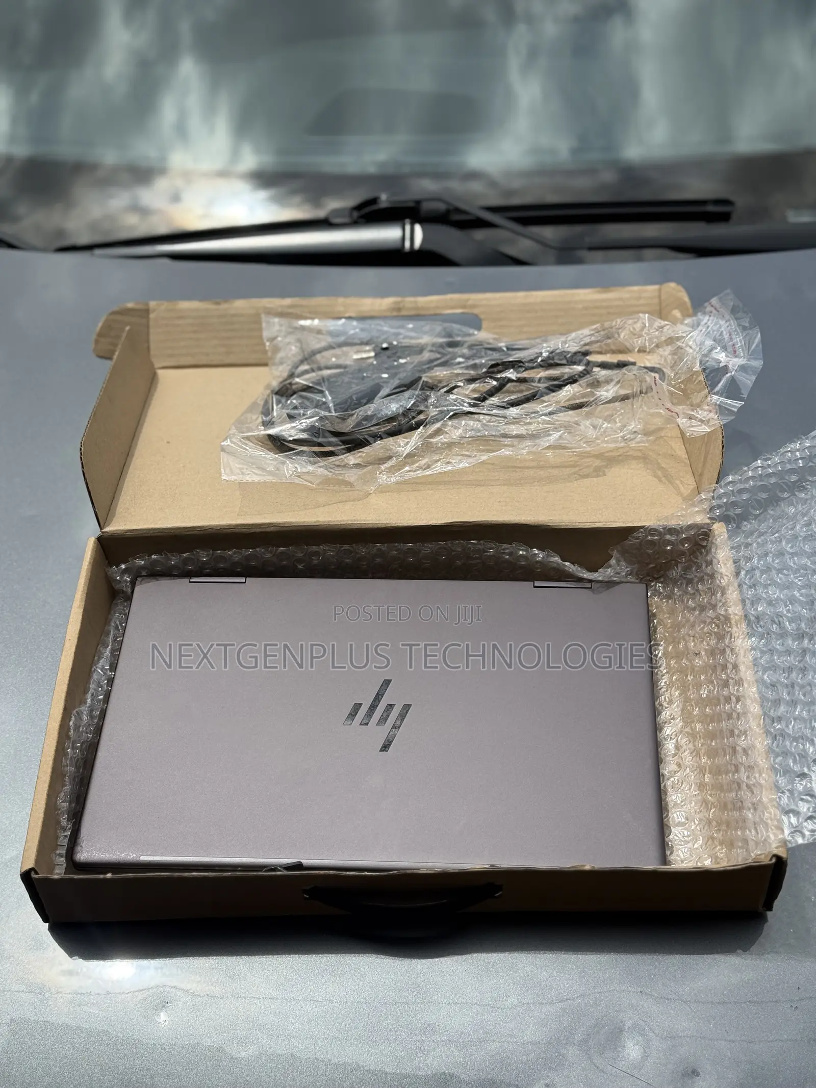 New Laptop HP Envy 15-ep0xxx 16GB AMD Ryzen 7 SSD 512GB