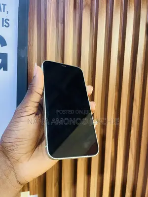 Apple iPhone 12 64 GB