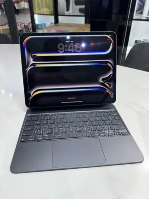 Apple iPad Pro 13 (2024) 256 GB Gray