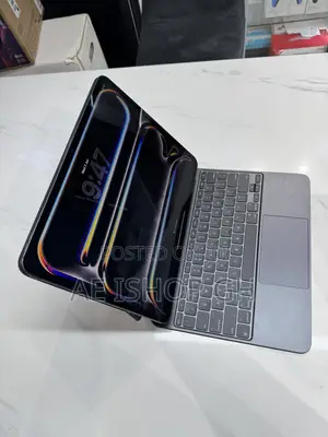 Apple iPad Pro 13 (2024) 256 GB Gray
