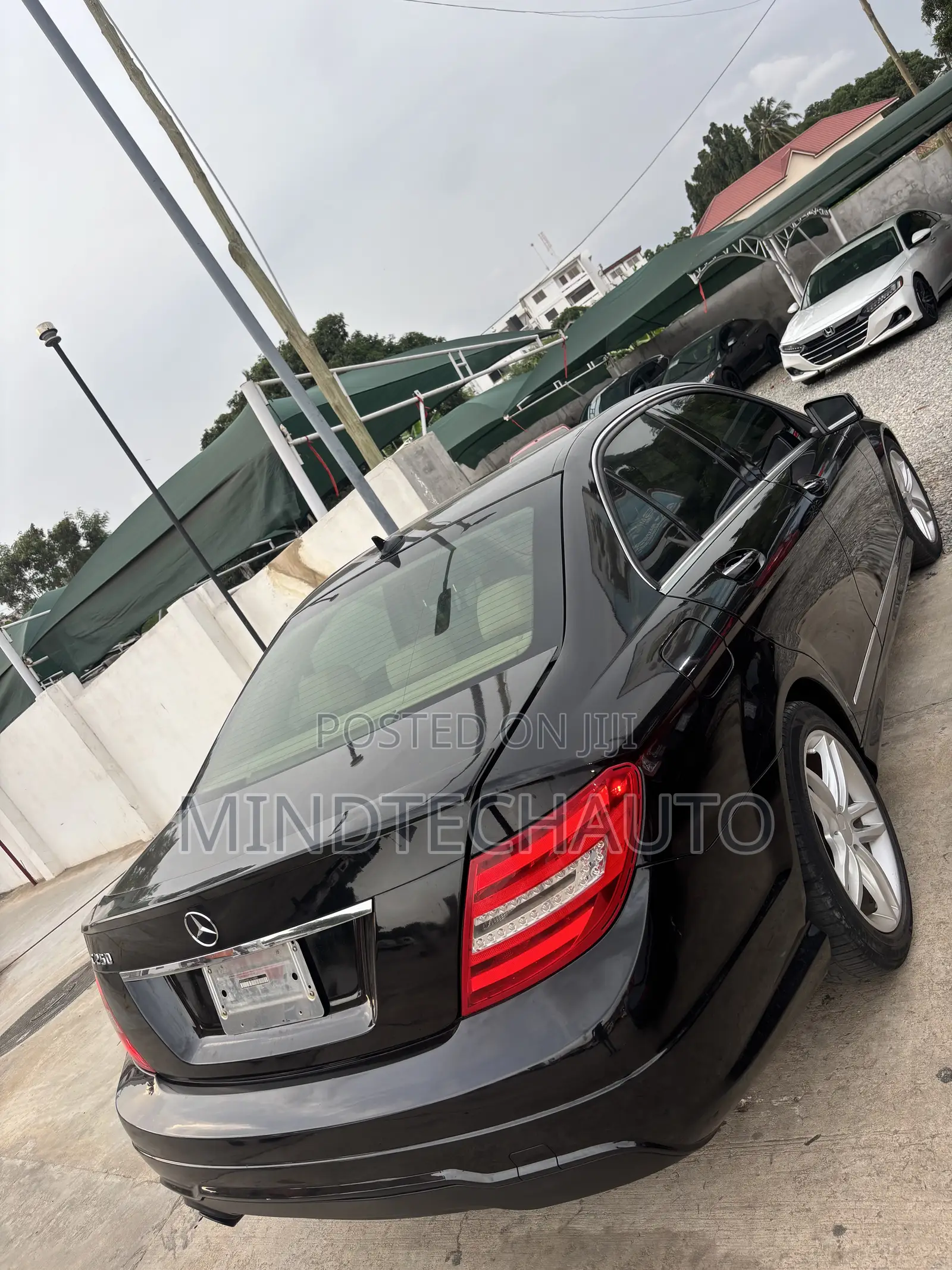 Mercedes-Benz C250 2013 Black