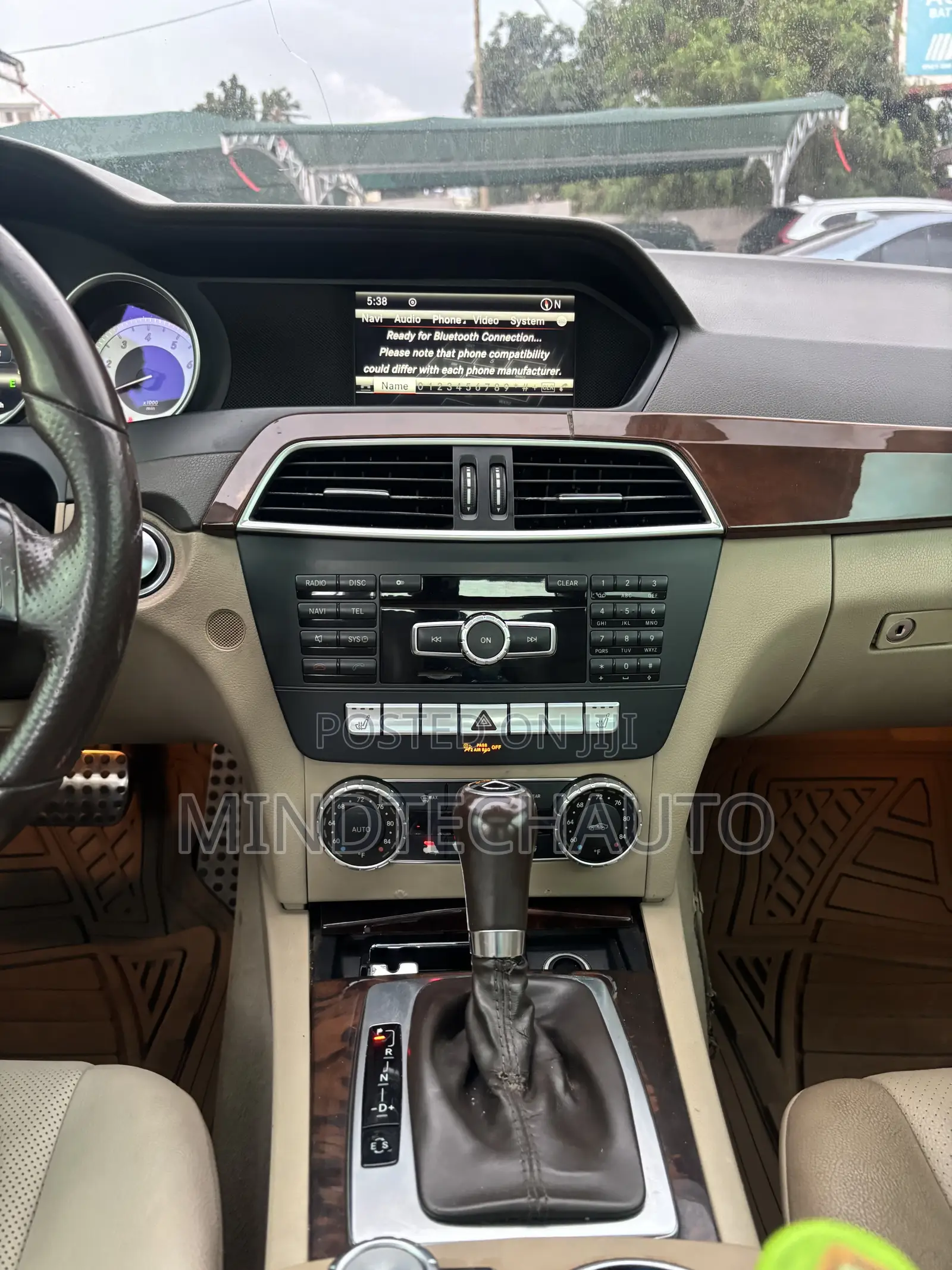 Mercedes-Benz C250 2013 Black