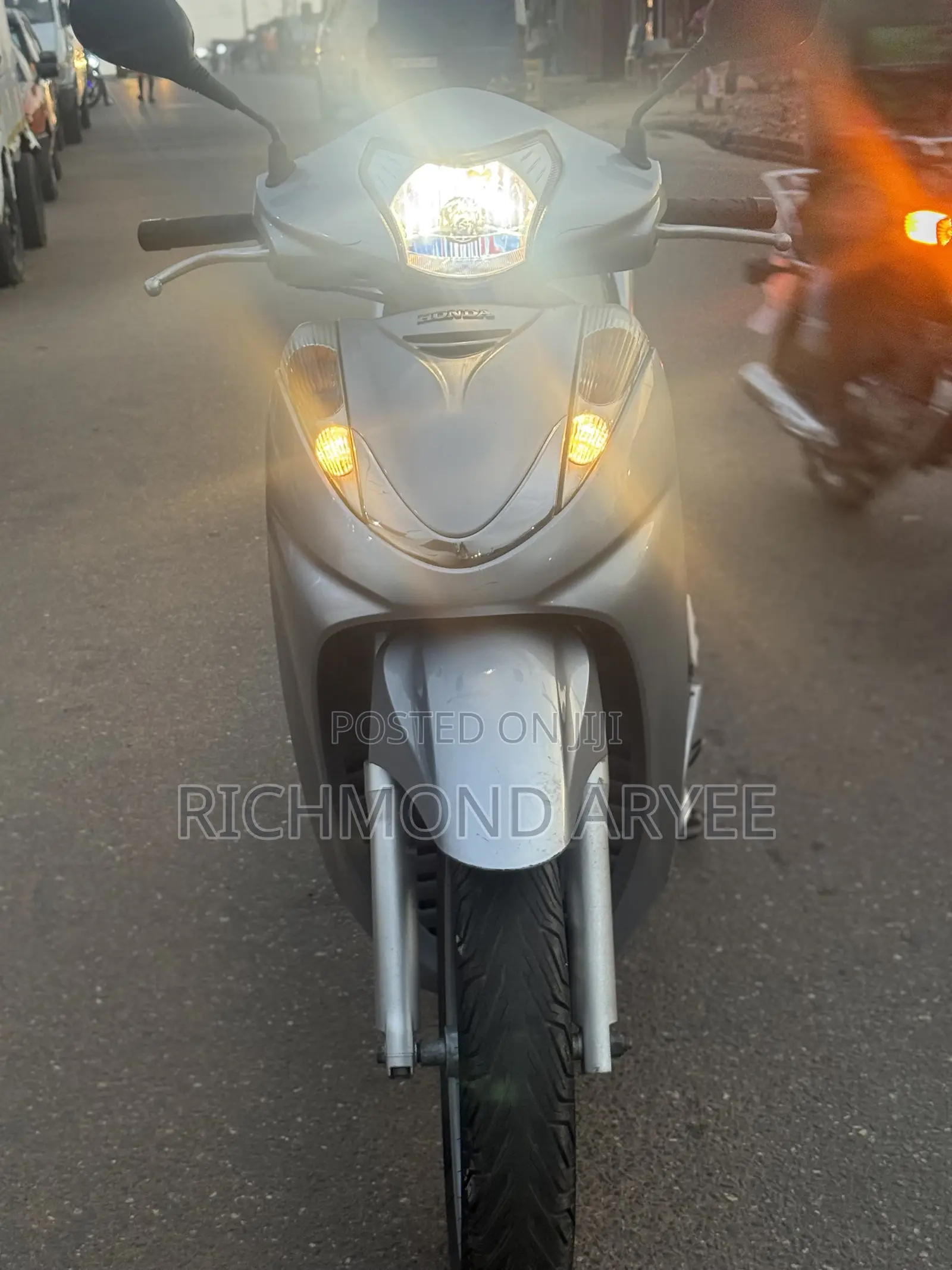 Honda 2017 Gray