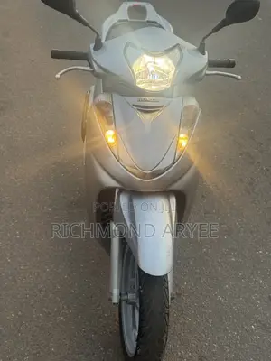 Honda 2017 Gray