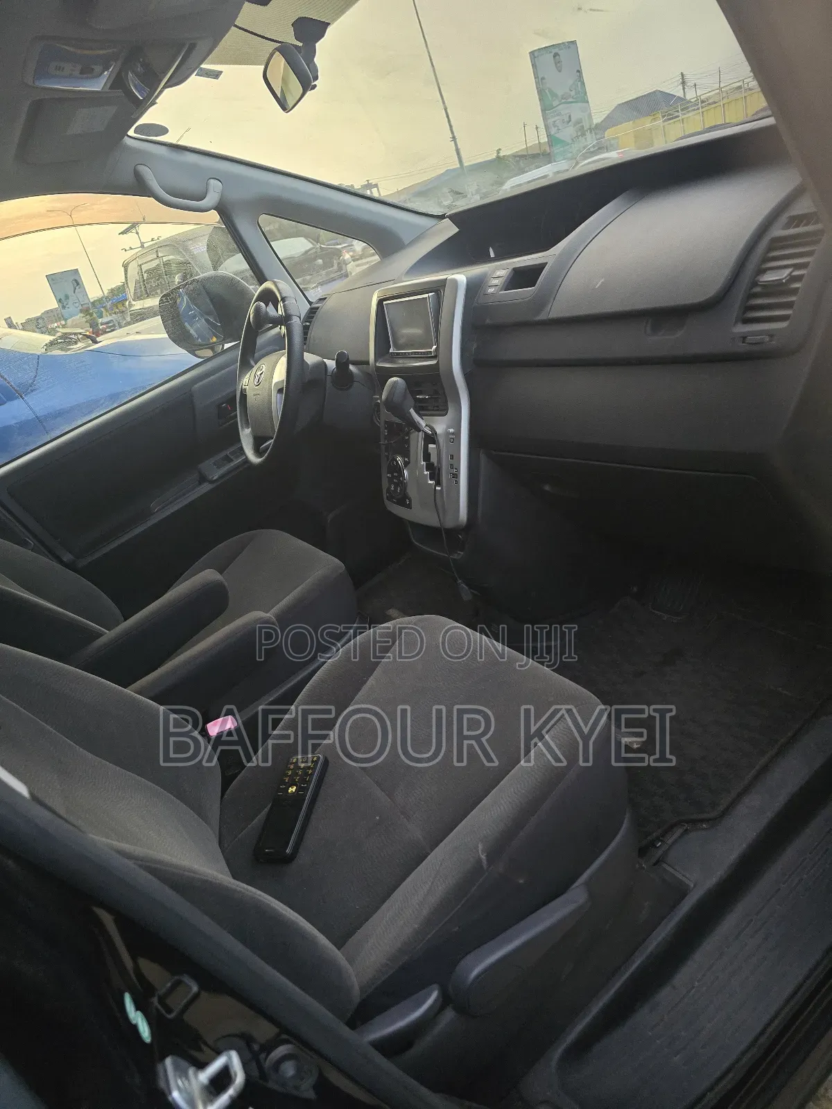 Toyota Voxy 2012 Black