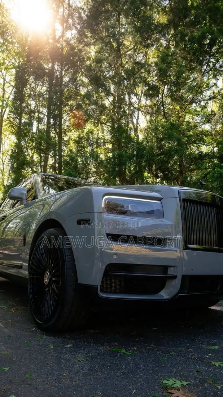 Rolls-Royce Cullinan Black Badge 2022 Green
