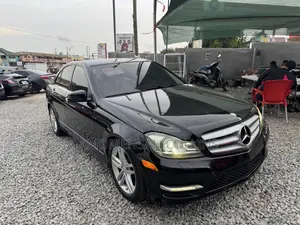 Mercedes-Benz C250 2012 Black
