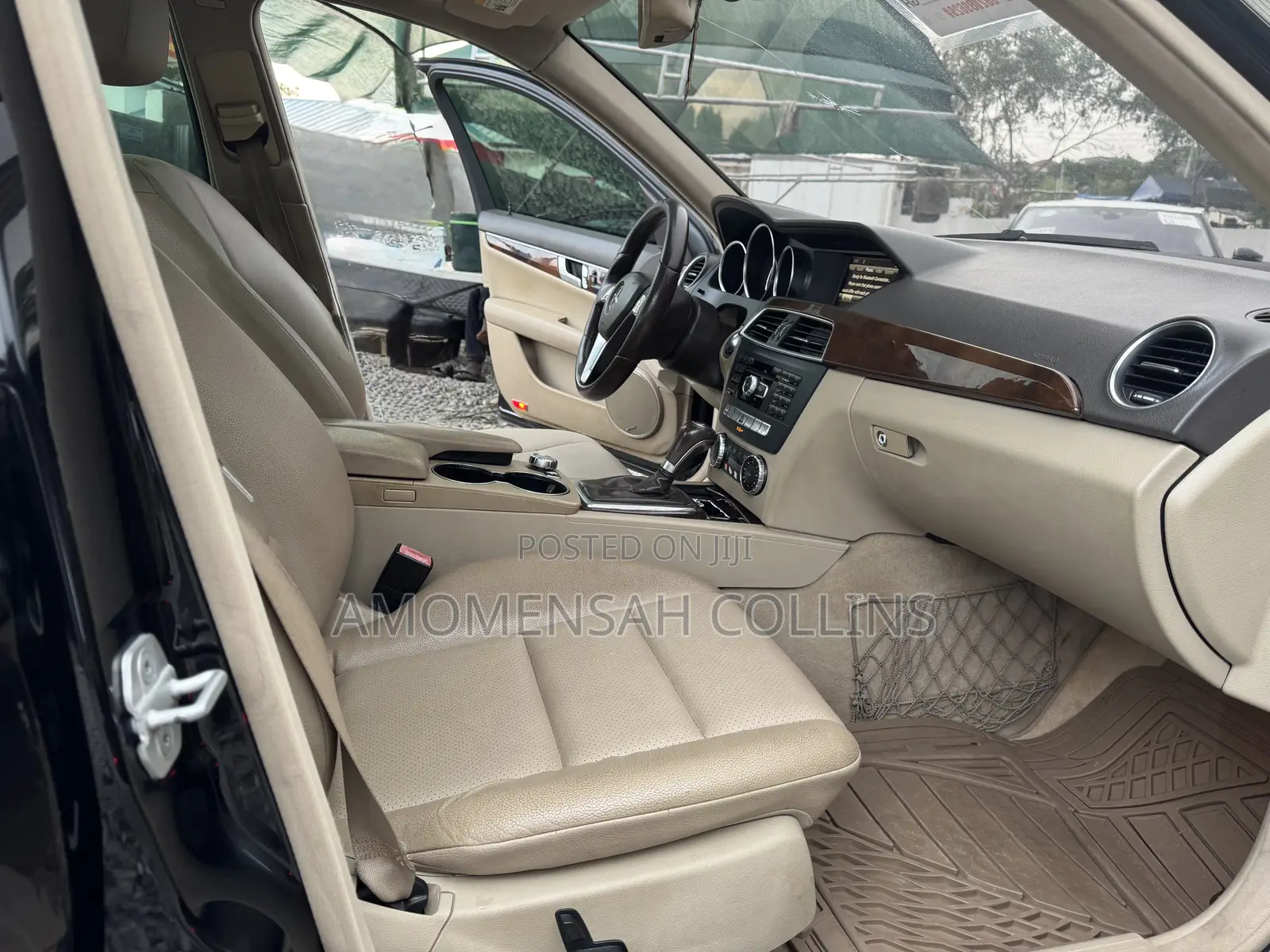 Mercedes-Benz C250 2012 Black
