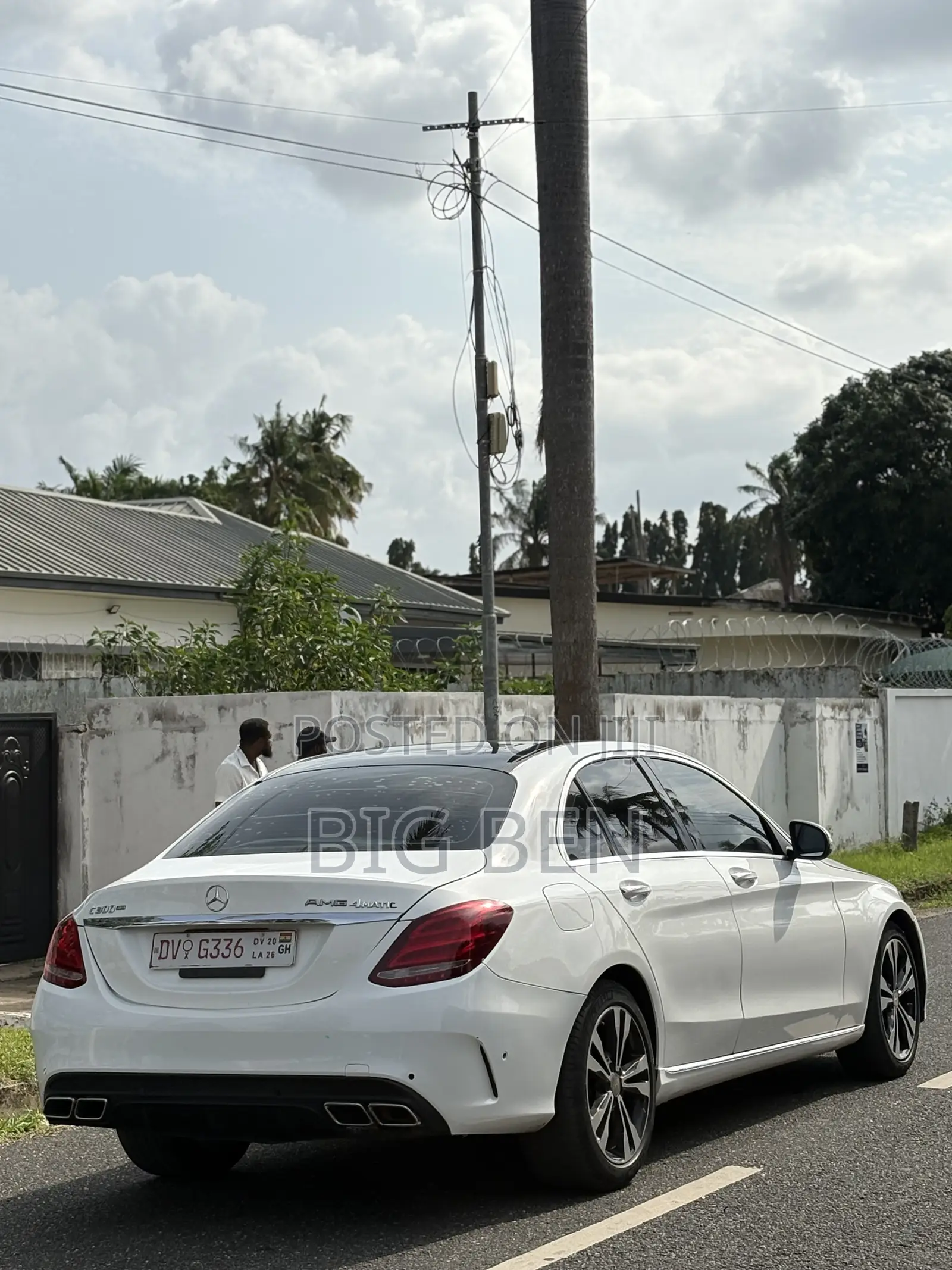Mercedes-Benz C300 Sport 4Matic Sedan AWD (2.0L 4cyll 7A) 2016 White