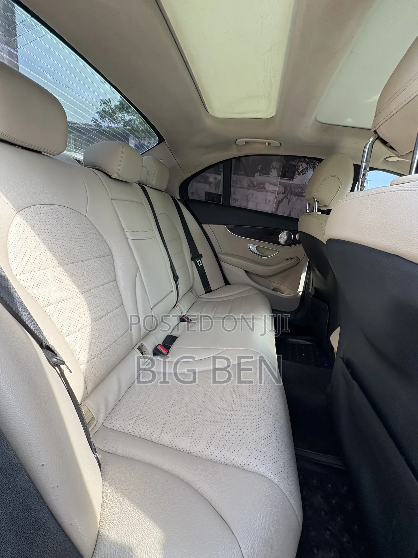 Mercedes-Benz C300 Sport 4Matic Sedan AWD (2.0L 4cyll 7A) 2016 White