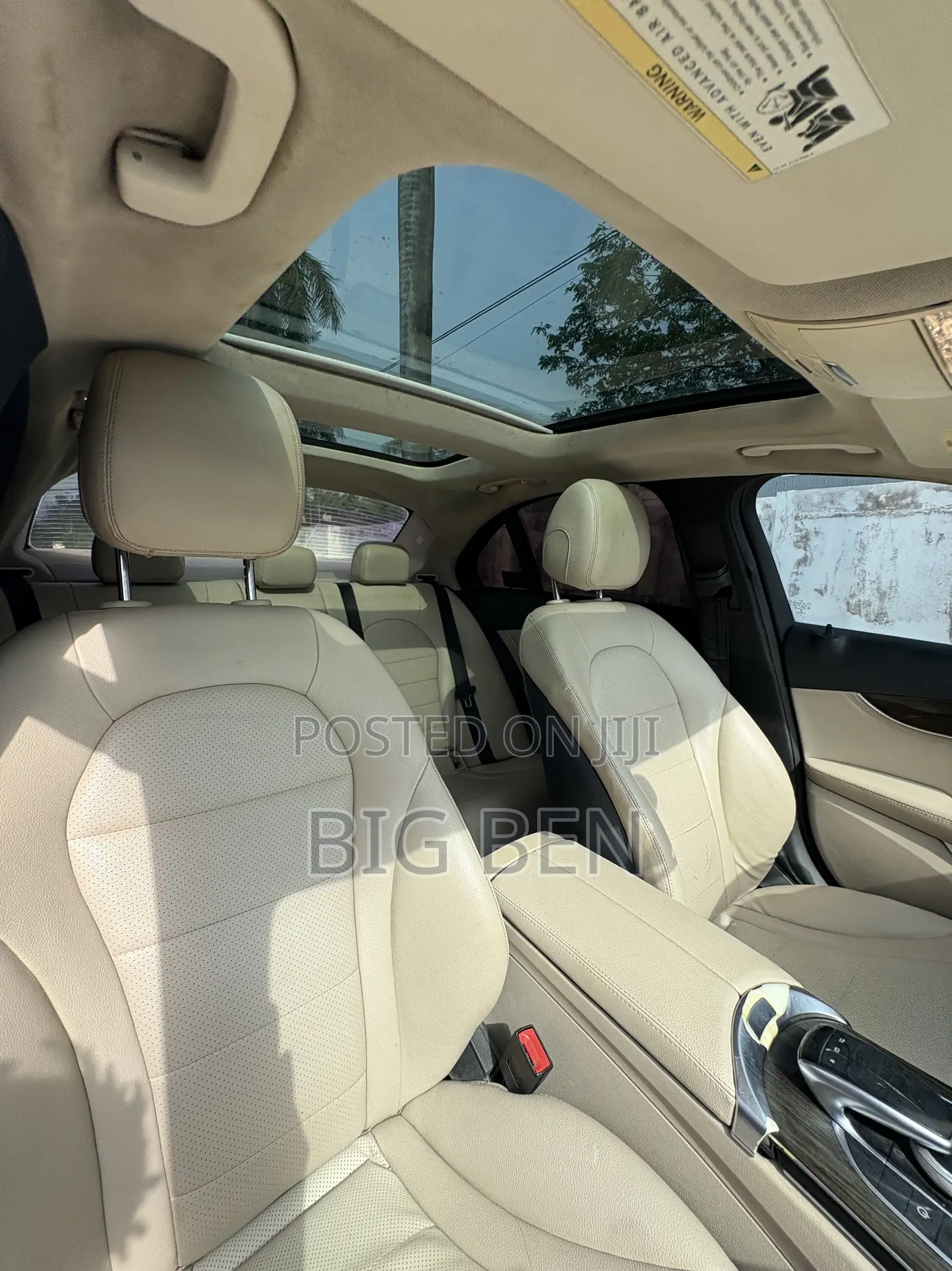 Mercedes-Benz C300 Sport 4Matic Sedan AWD (2.0L 4cyll 7A) 2016 White