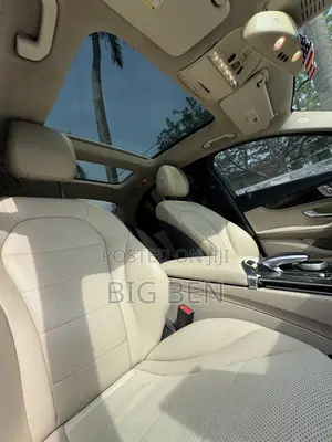 Mercedes-Benz C300 Sport 4Matic Sedan AWD (2.0L 4cyll 7A) 2016 White