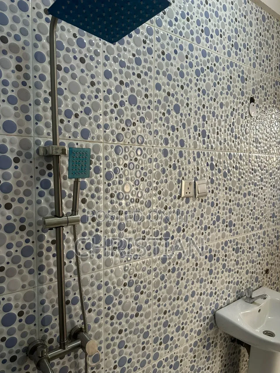 3bdrm Apartment in Lakeside Estate for rent