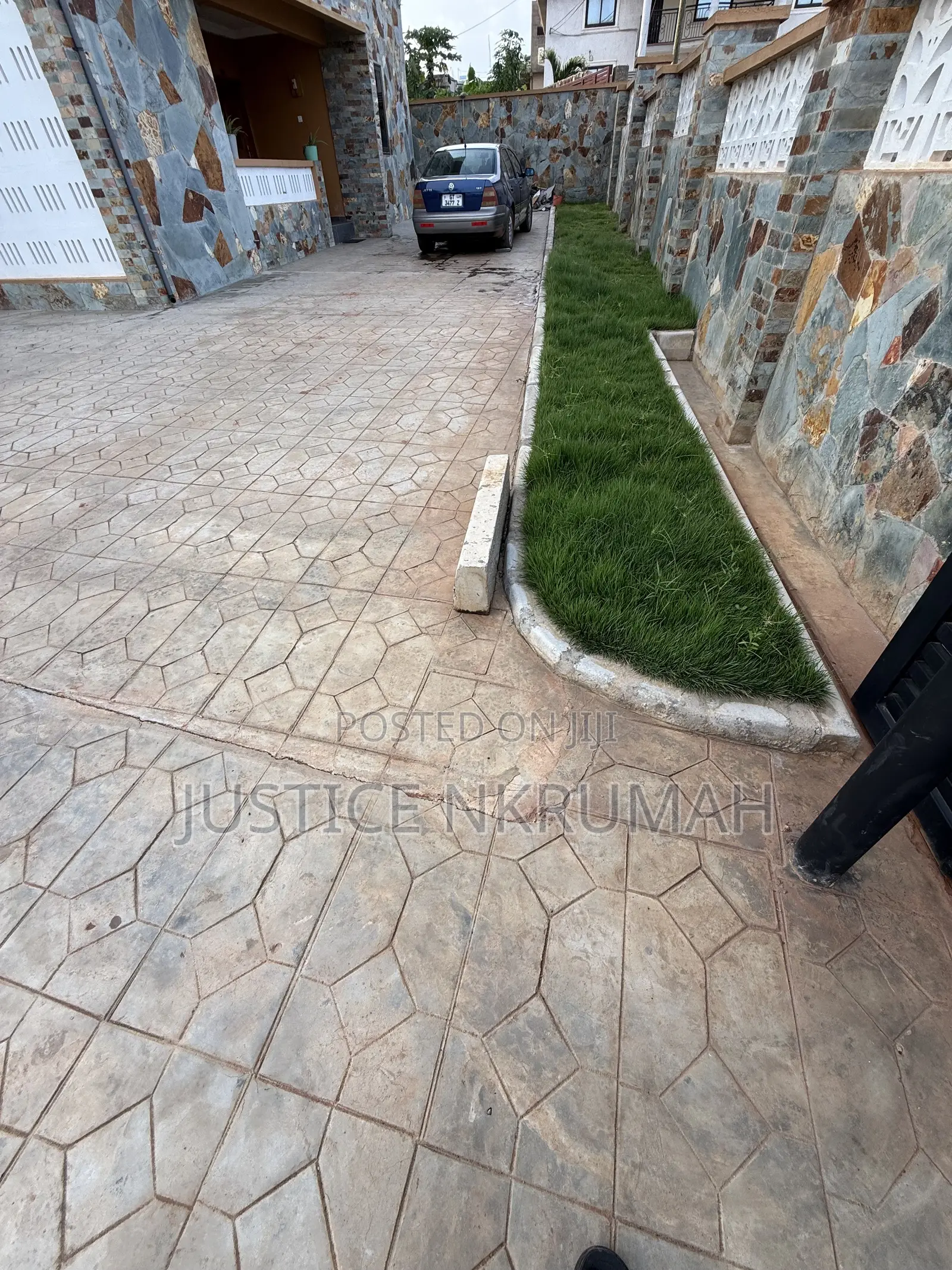 Furnished 1bdrm Apartment in Mr. Justice Estate, Old Barrier for rent