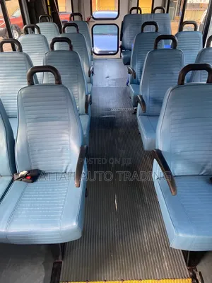 Ford E450 2010 White
