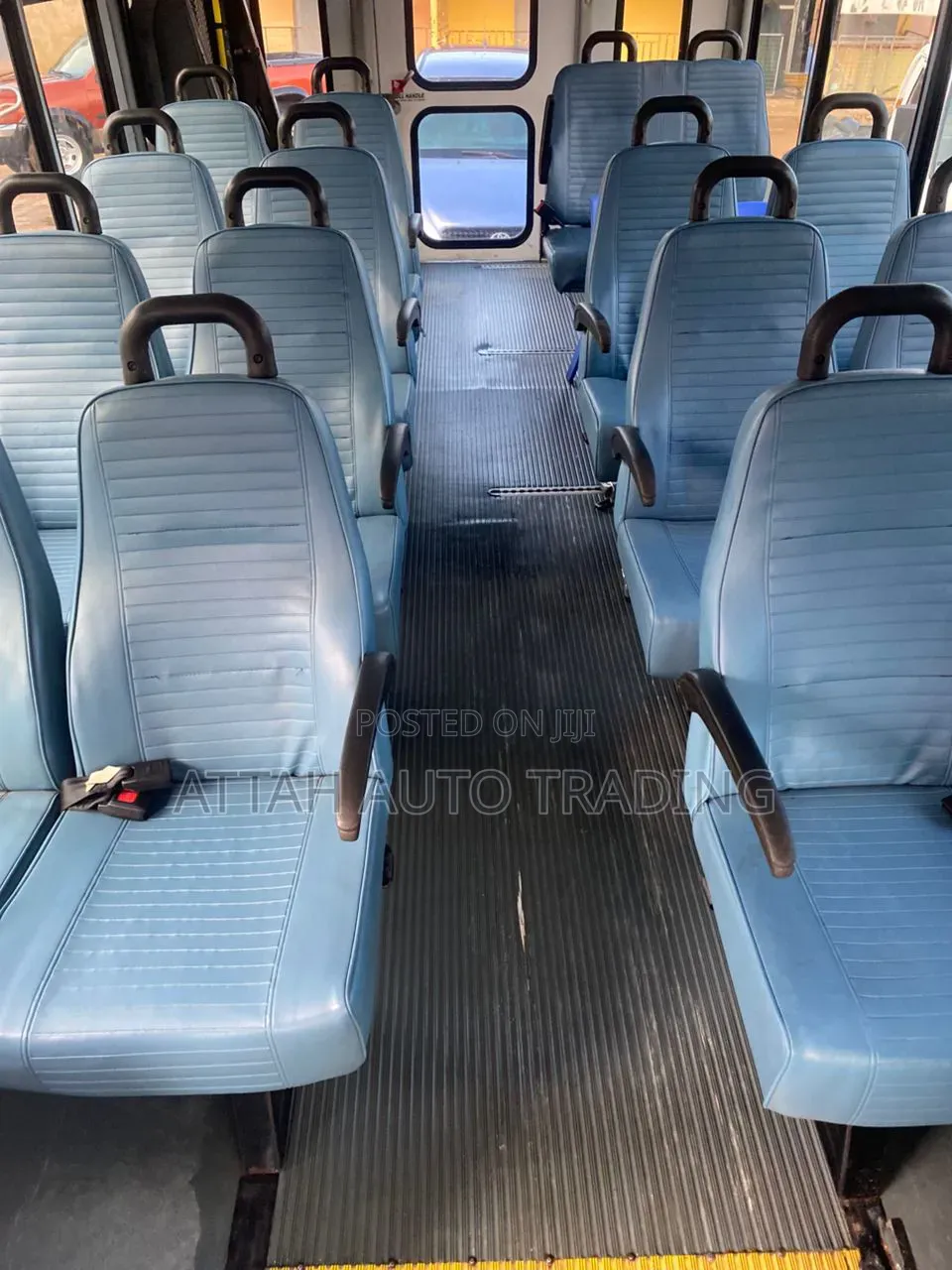 Ford E450 2010 White