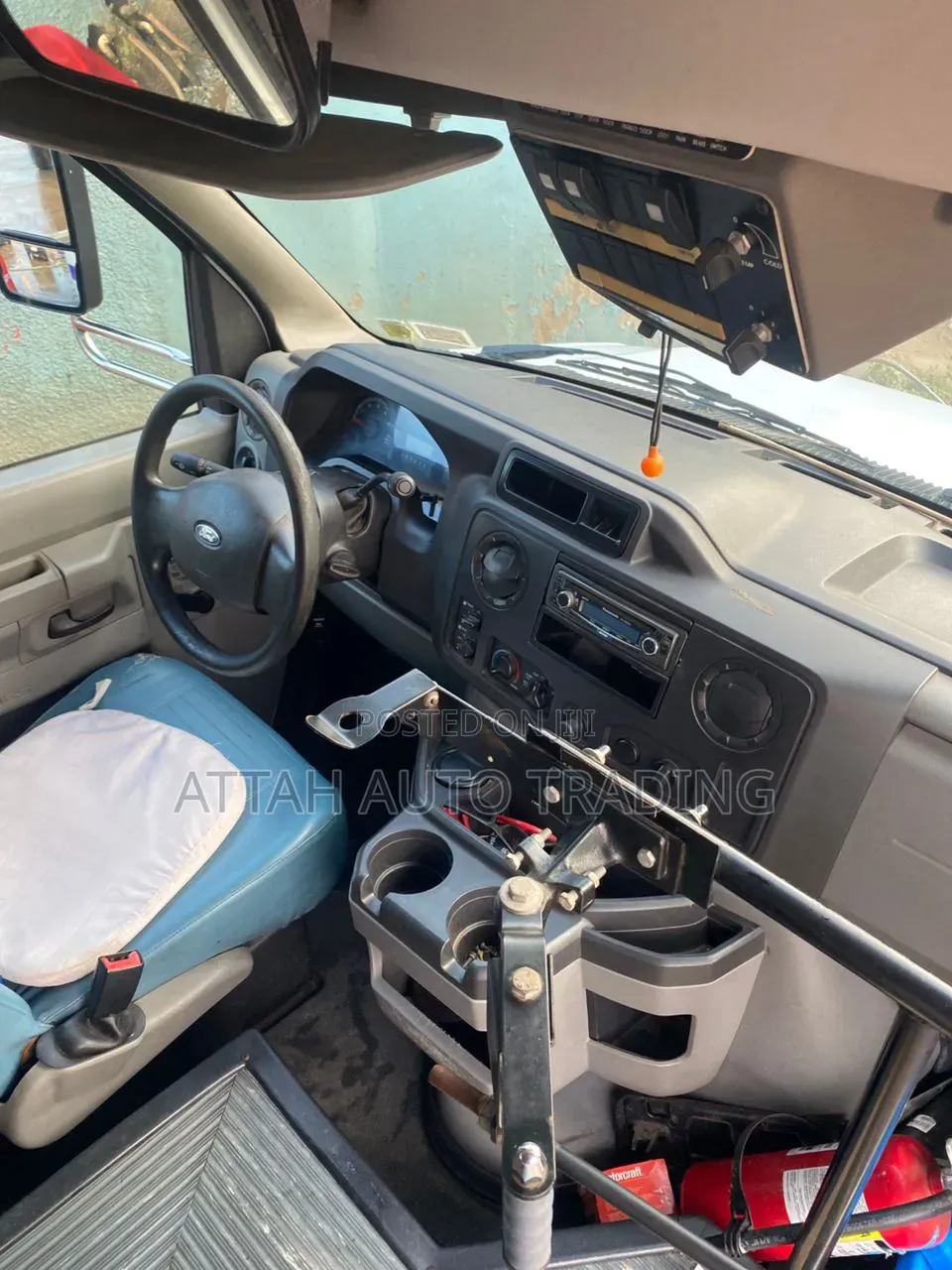 Ford E450 2010 White