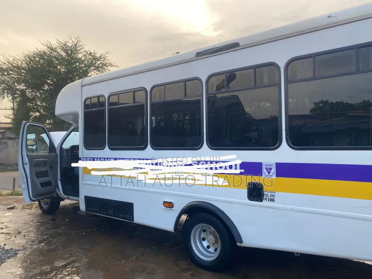 Ford E450 2010 White