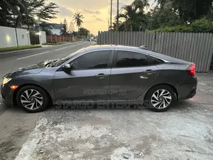 Honda Civic EX 4dr Sedan (2.0L 4cyl) 2017 Gray