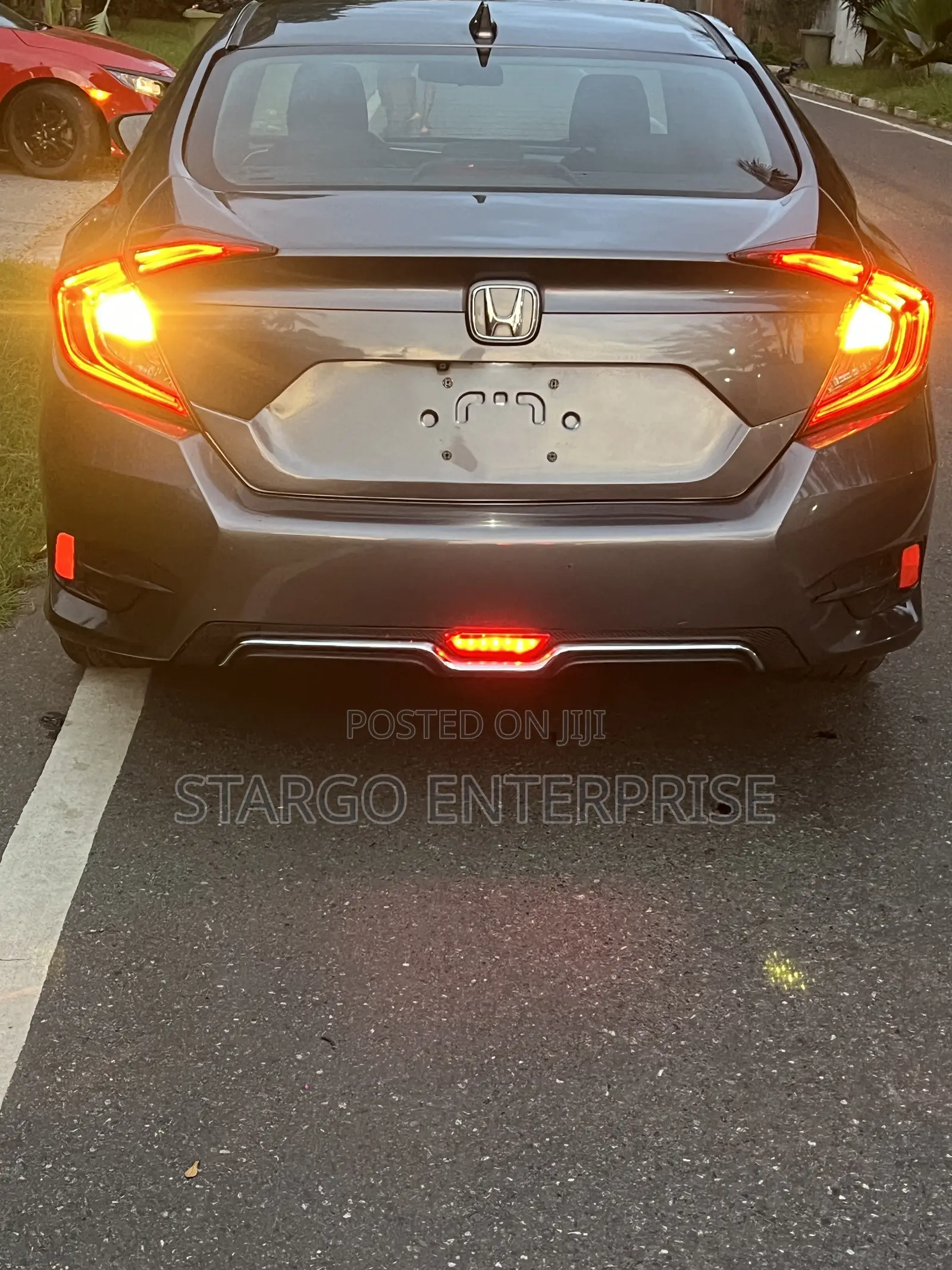 Honda Civic EX 4dr Sedan (2.0L 4cyl) 2017 Gray