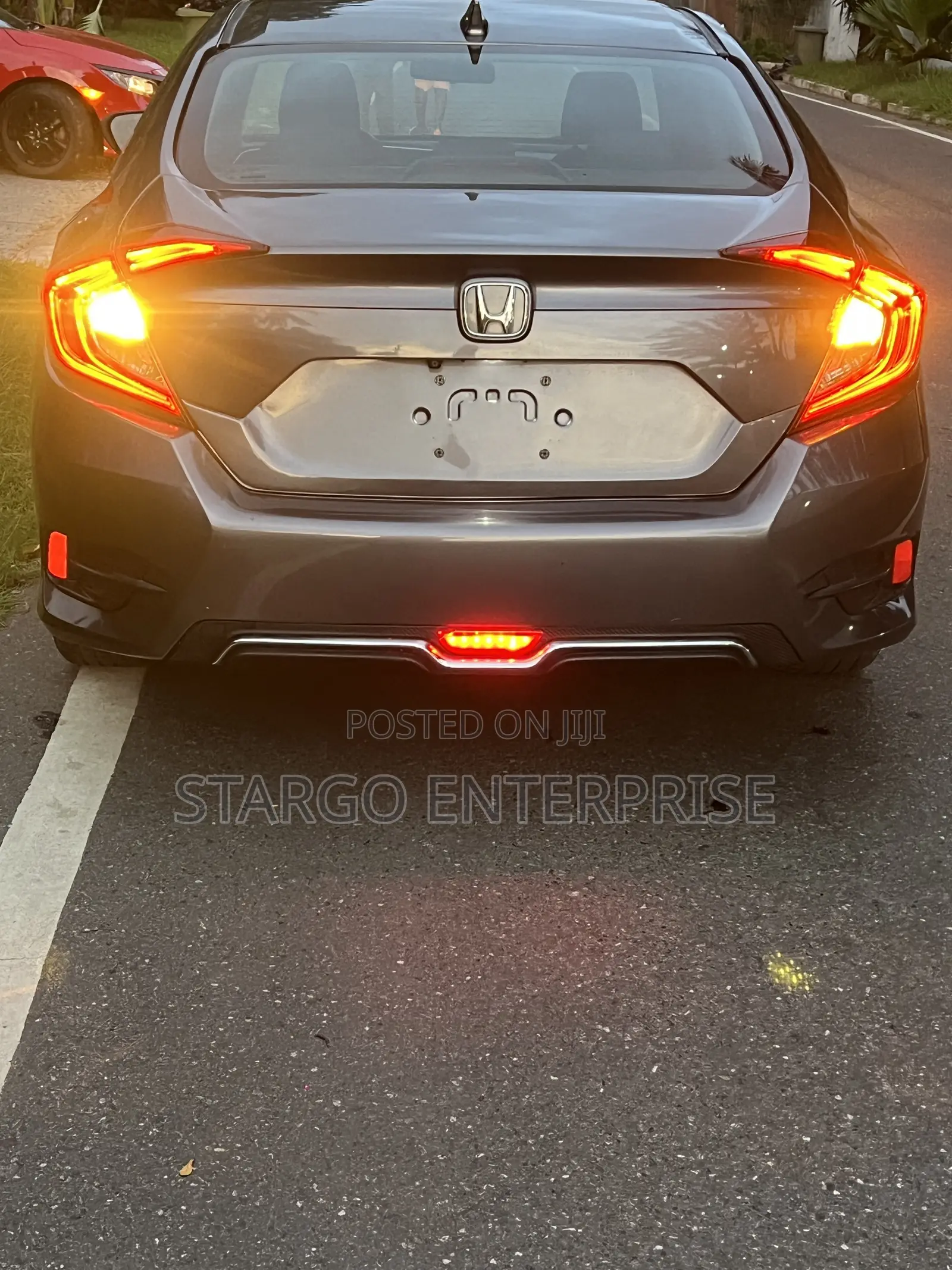Honda Civic EX 4dr Sedan (2.0L 4cyl) 2017 Gray