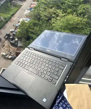 Laptop Dell Latitude 3390 8GB Intel Core i5 SSD 256GB