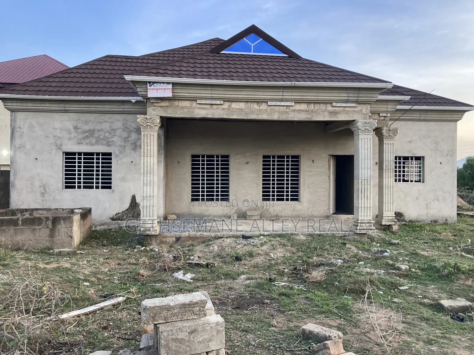 4bdrm House in Ablekuman, Joma for sale