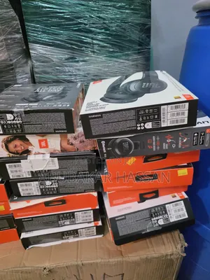 JBL Live 675nc
