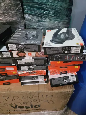 JBL Live 675nc