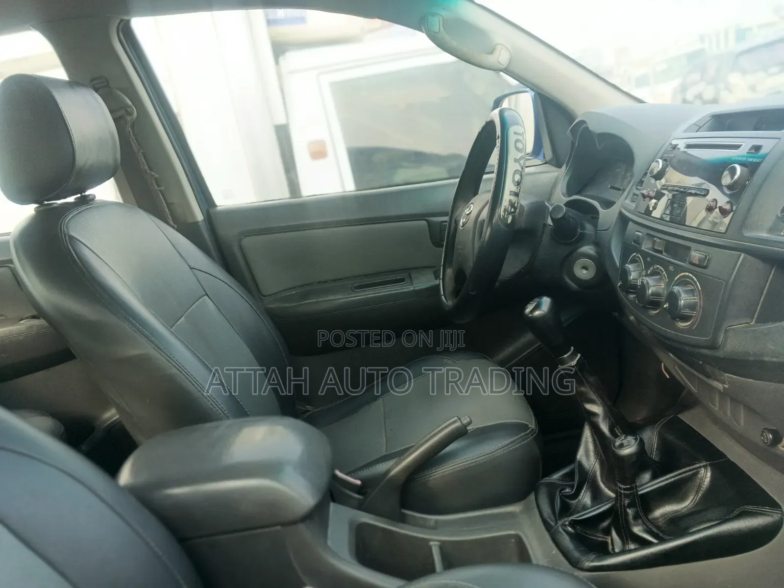 Toyota Hilux 2012 Blue