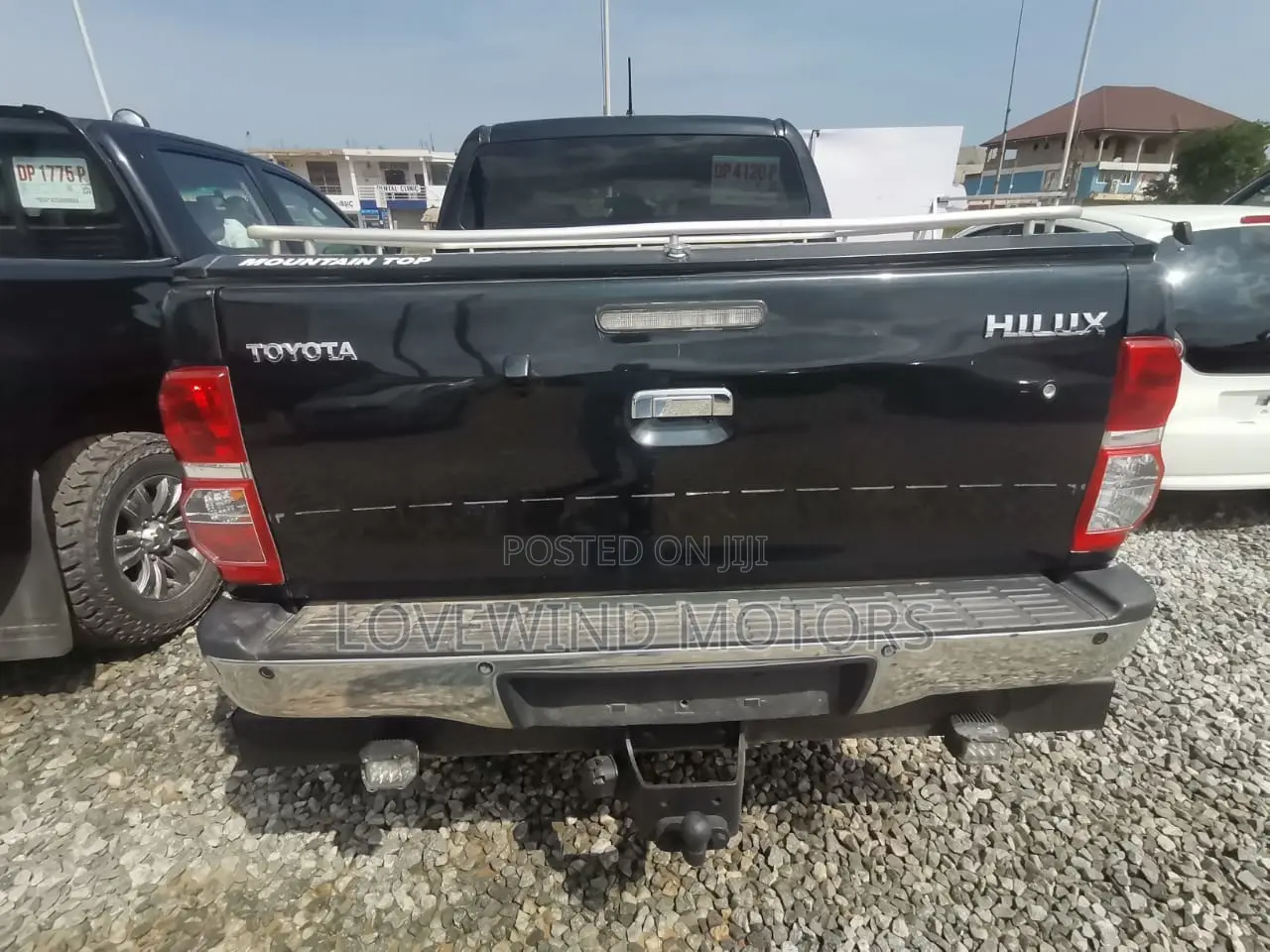 Toyota Hilux 2015 Black