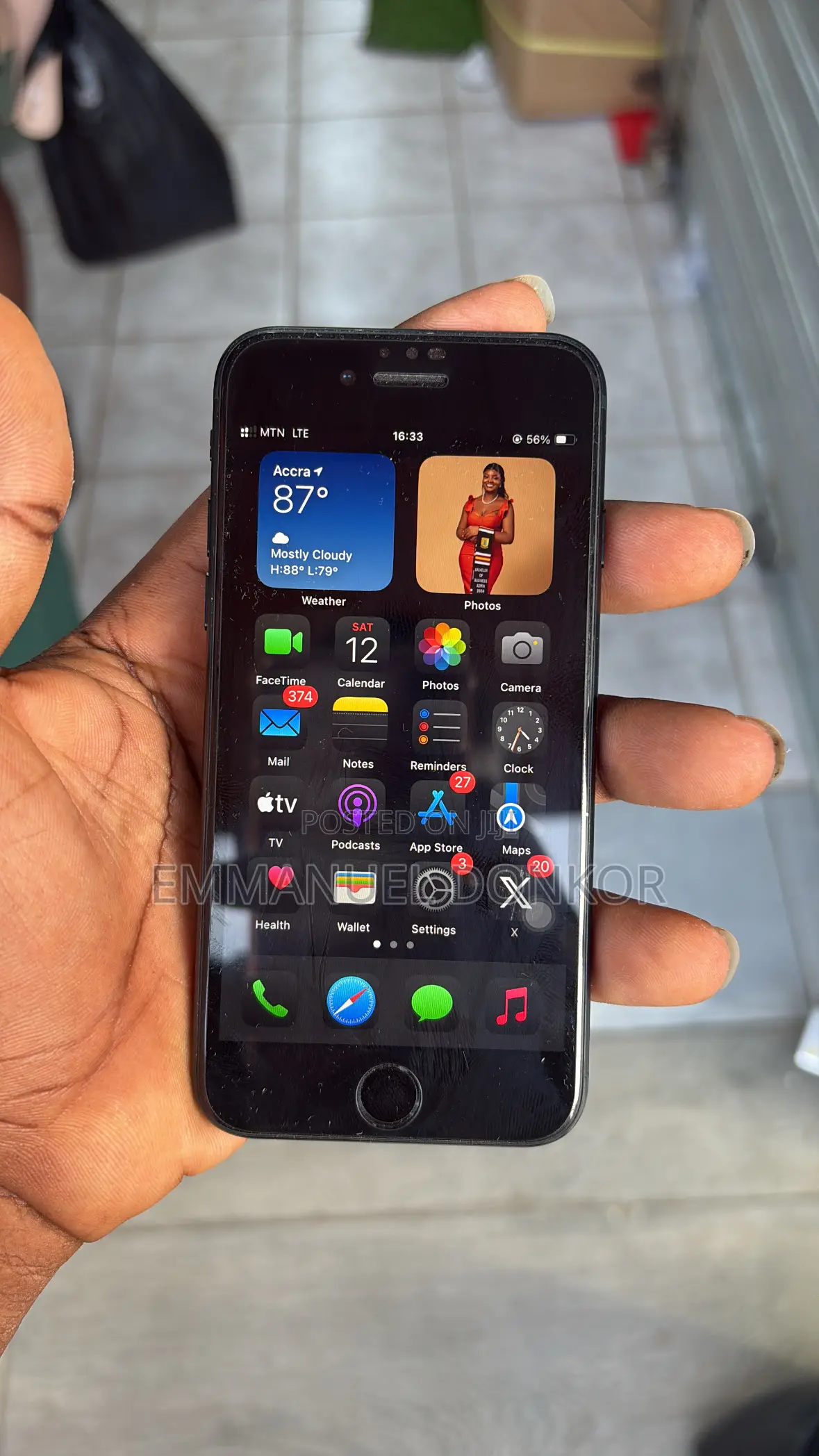 Apple iPhone SE (2022) 64 GB Black