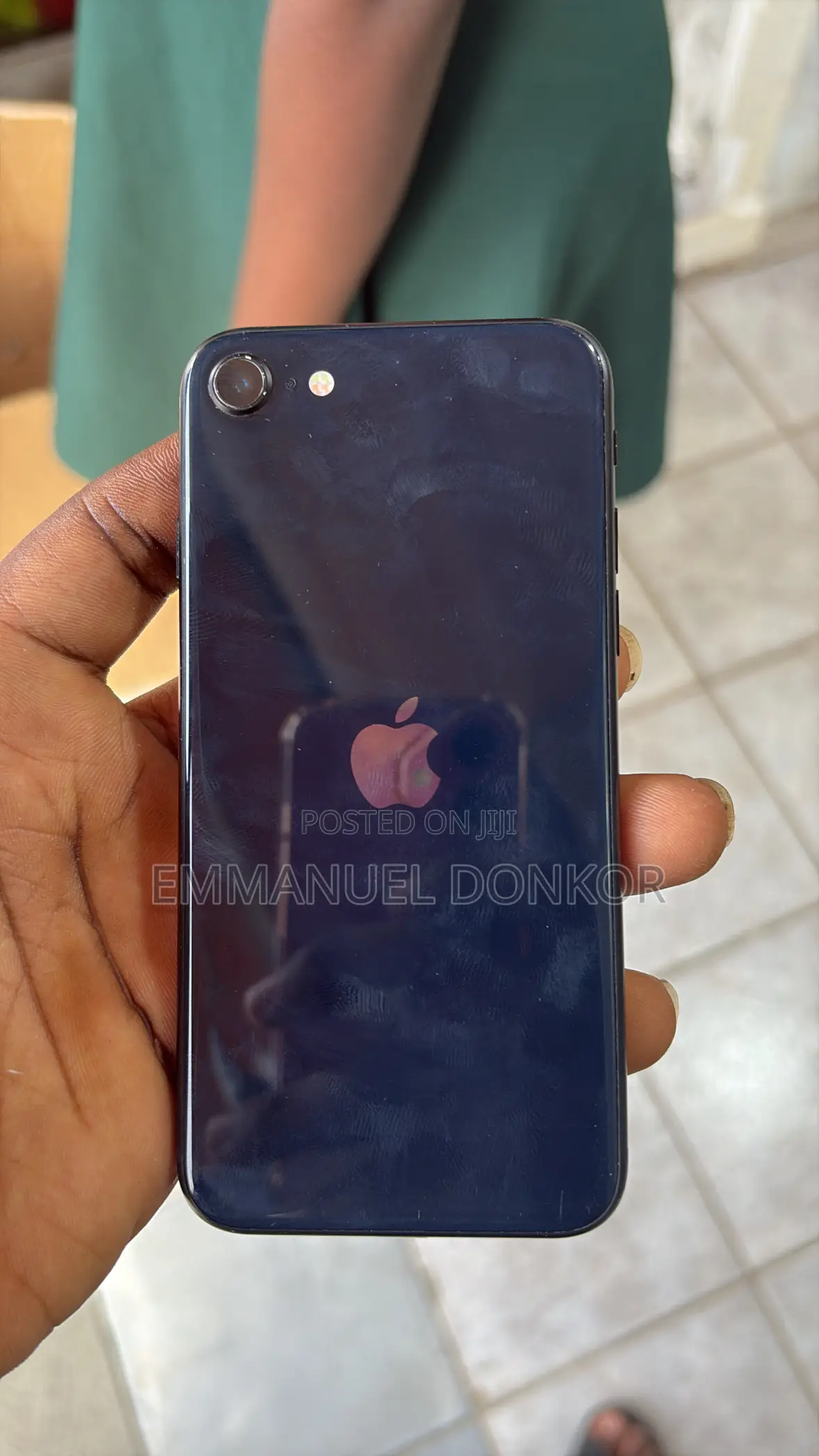 Apple iPhone SE (2022) 64 GB Black