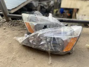 Honda Accord 2005 Headlight Pair