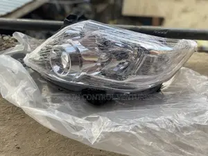 Toyota Fortuner 2014 Headlight Pair