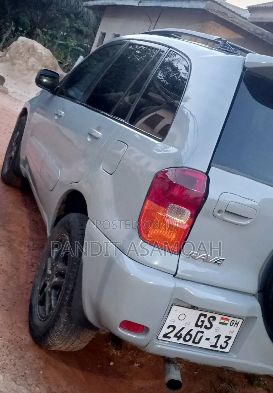Toyota RAV4 Automatic 2002 Silver