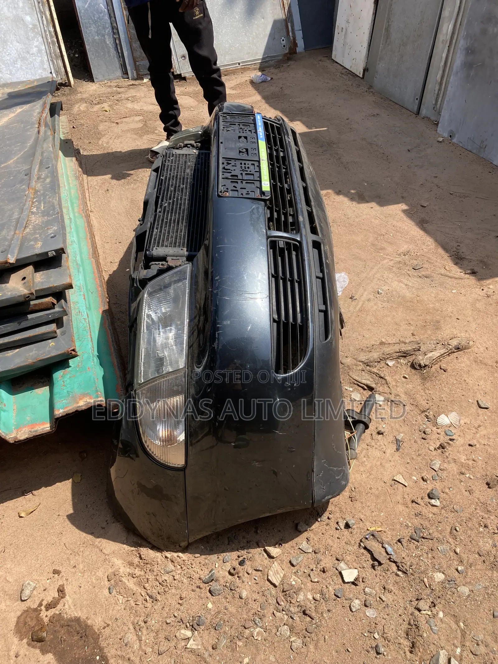Audi A4 1998 Front Cut