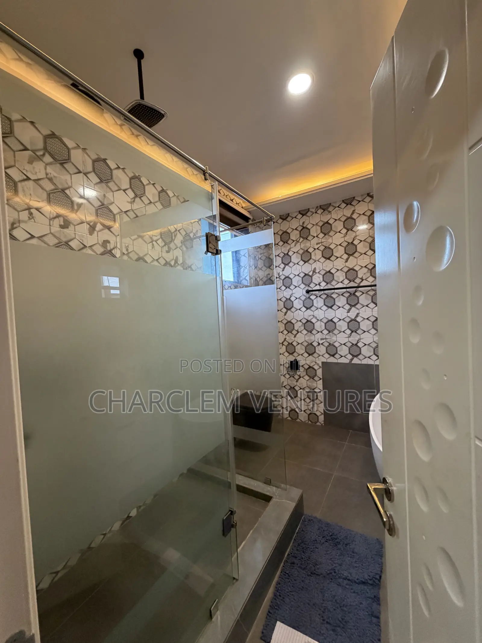 4bdrm House in Charclem Ventures, Accra Metropolitan for rent