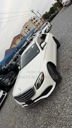 Mercedes-Benz E300 2018 White