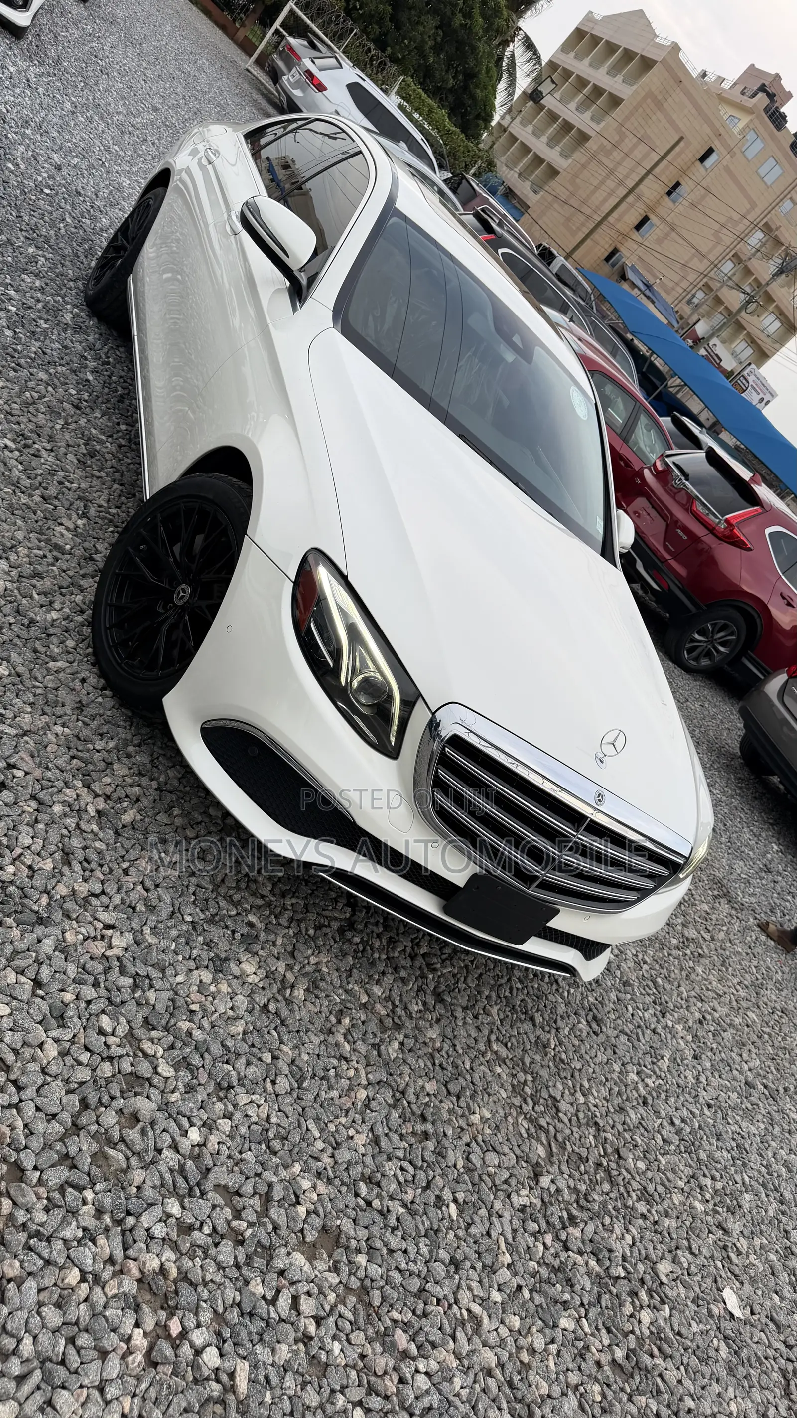 Mercedes-Benz E300 2018 White