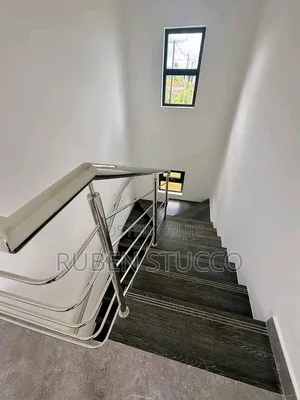 I Am a Profession I Can Handle Your House Perfectly I Promise You