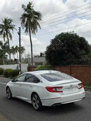 Honda Accord EX-L (1.5L 4cyl Turbo CVT) 2019 White