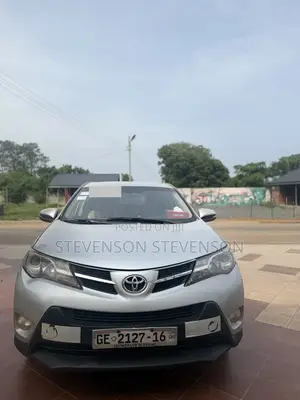Toyota RAV4 LE 4dr SUV (2.5L 4cyl 6A) 2014 Silver