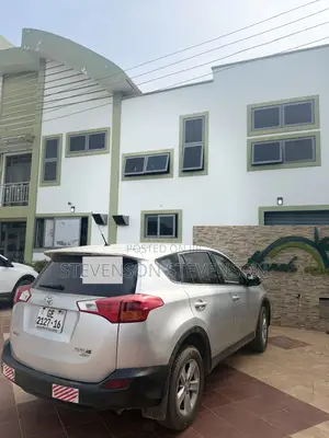 Toyota RAV4 LE 4dr SUV (2.5L 4cyl 6A) 2014 Silver
