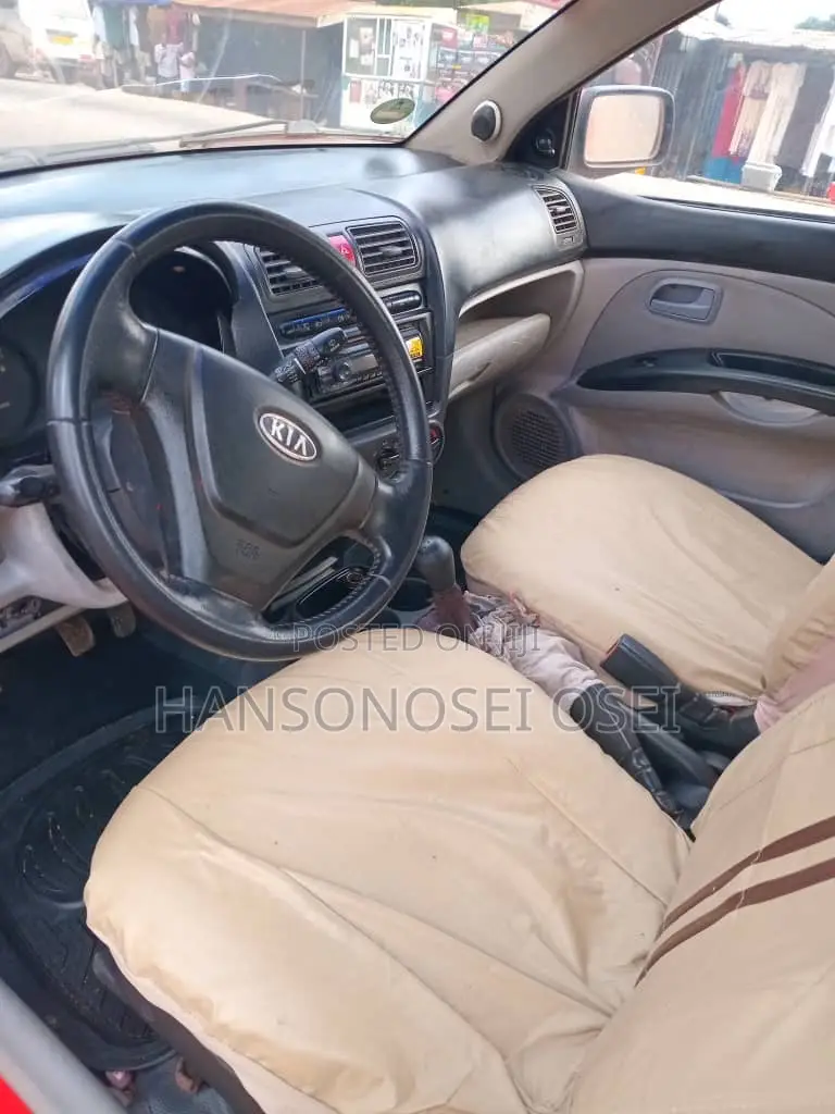 Kia Picanto 2010 Red