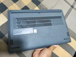 New Laptop Lenovo LOQ 15ARP9 16GB Intel Core i5 SSD 512GB