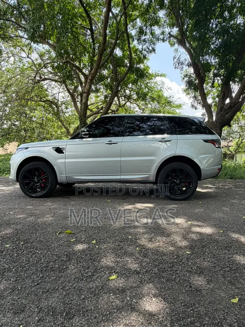 Land Rover Range Rover Sport 2022 Silver